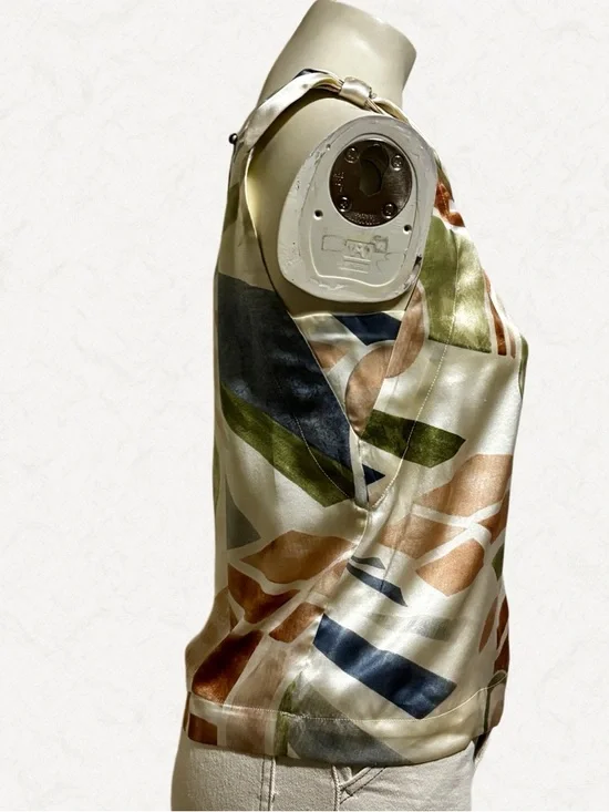 Anthro Maeve 100% Silk Geometric Tie Shoulder Blouse XS Boho - Picture 4 of 8